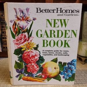 Better Homes and Gardens New Garden Book - Multicolor